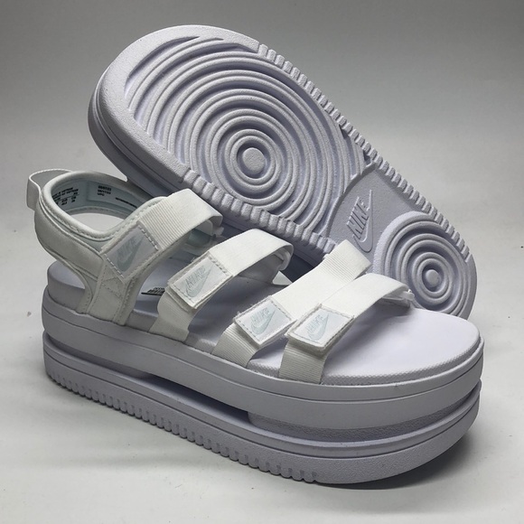 Women’s Nike Icon Classic sandal NA White DH0224-100 USED R mark inside size 9 - Picture 1 of 13